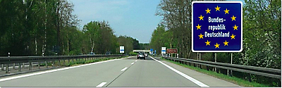 Autobahnschild - Rückkehr nach Deutschland